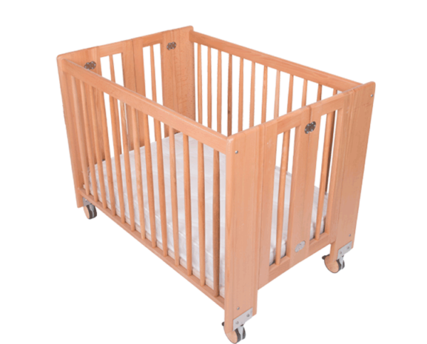 Krevat fëmijësh prej druri i palosshëm